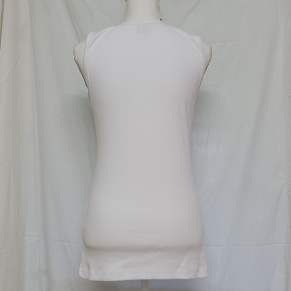 Tank - Picture 2 of 3